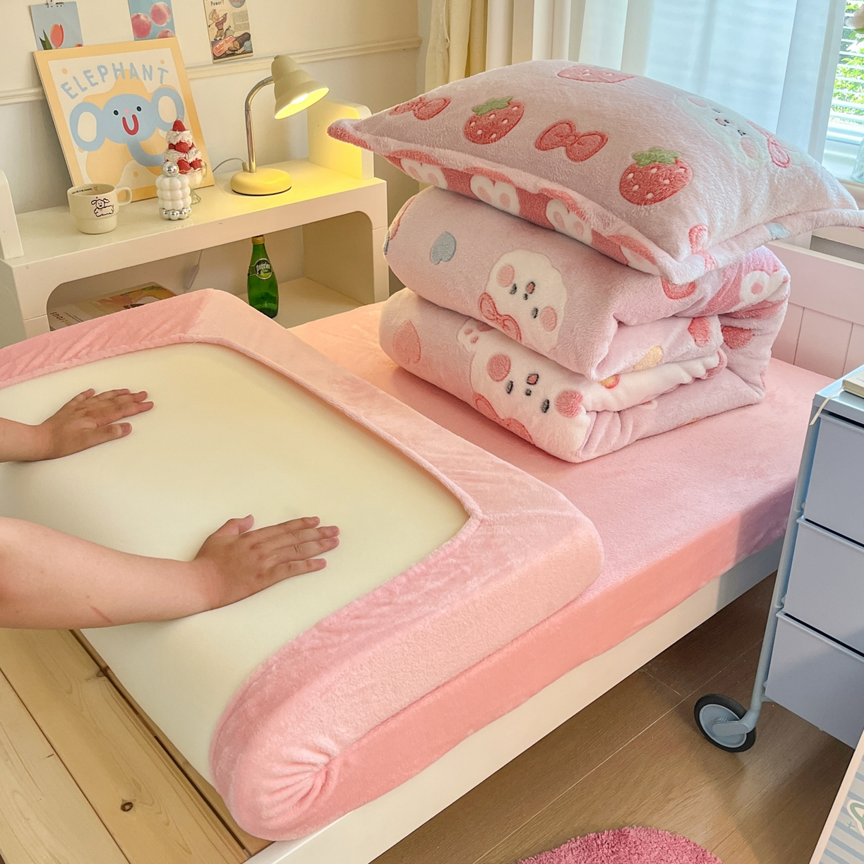 川悦生活 2025新款雪花绒宿舍床笠款三件套 幸福甜兔