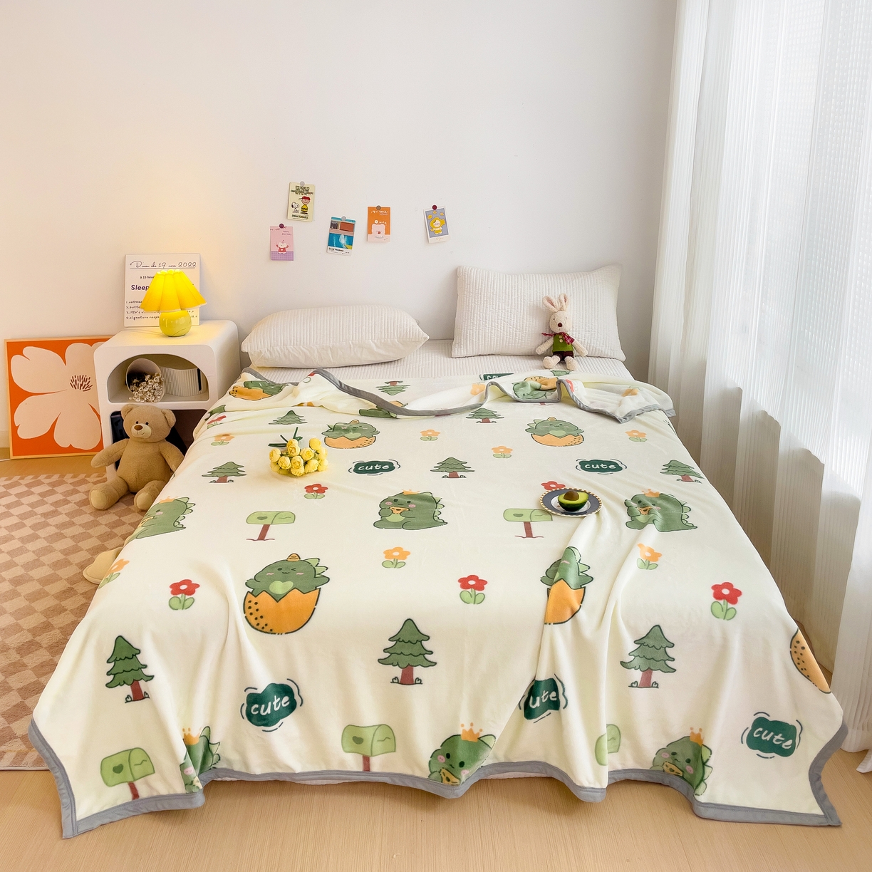 91家纺网 家纺一手货源 找家纺 启发毛毯 2025新款高克重双面牛奶绒盖毯 小恐龙