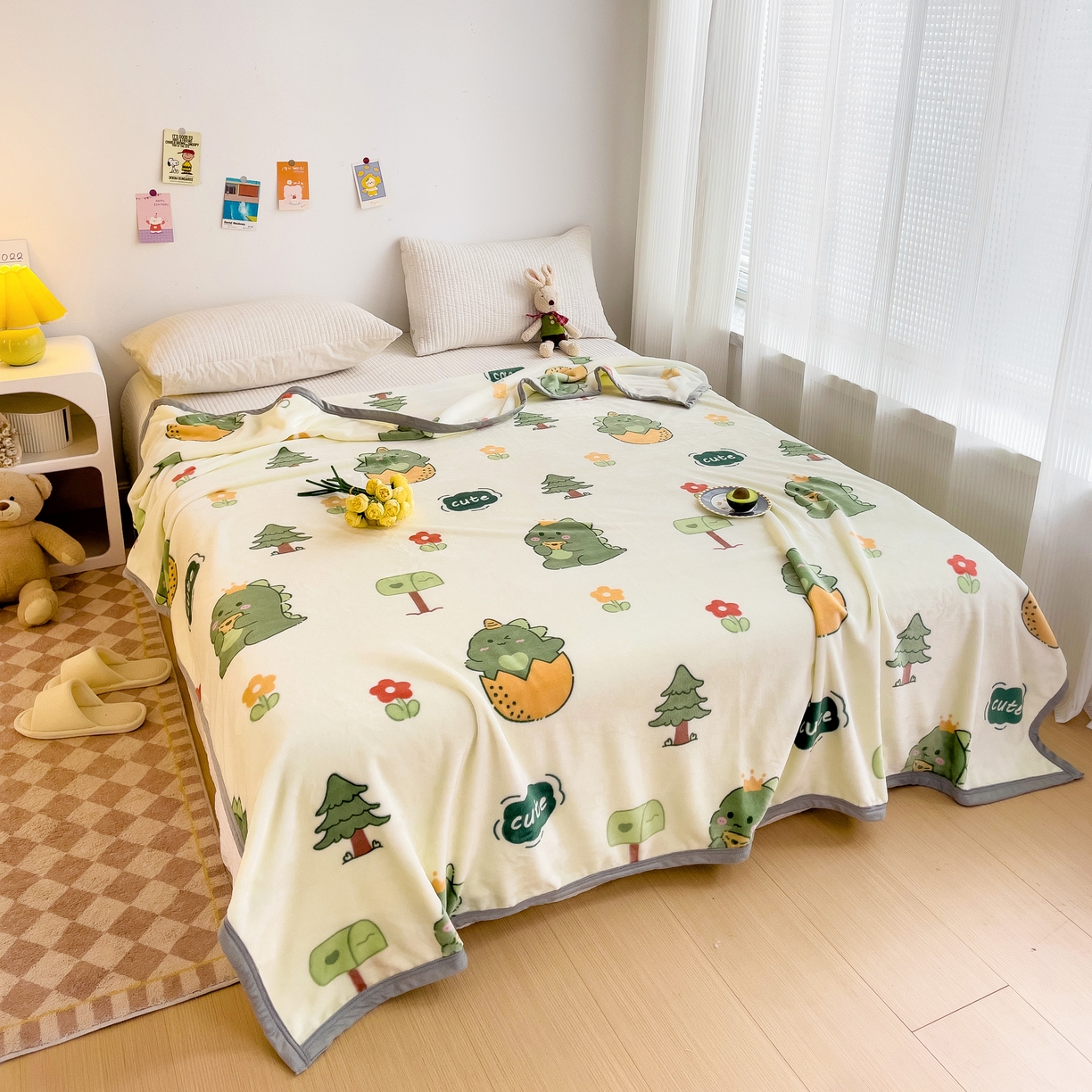 91家纺网 家纺一手货源 找家纺 启发毛毯 2025新款高克重双面牛奶绒盖毯 小恐龙