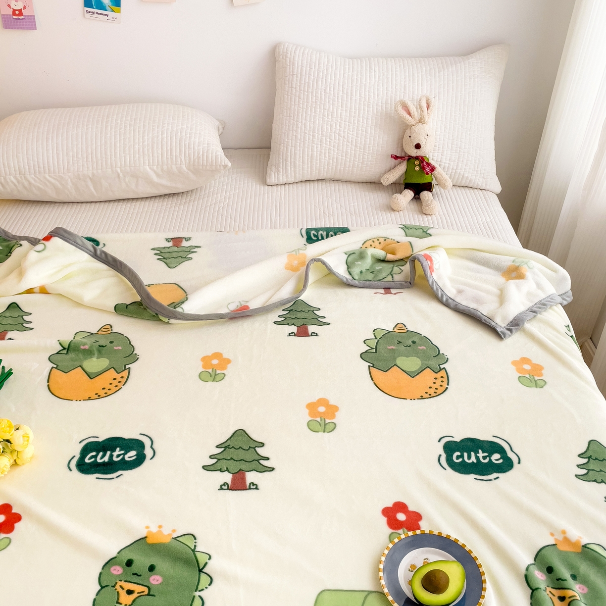 91家纺网 家纺一手货源 找家纺 启发毛毯 2025新款高克重双面牛奶绒盖毯 小恐龙