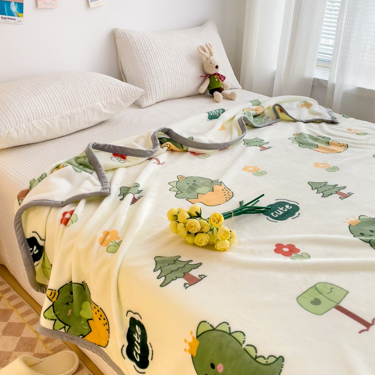 91家纺网 家纺一手货源 找家纺 启发毛毯 2025新款高克重双面牛奶绒盖毯 小恐龙