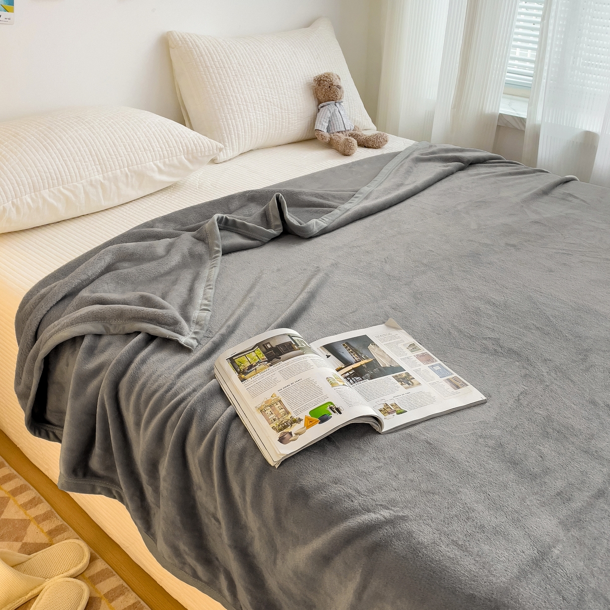 91家纺网 家纺一手货源 找家纺 启发毛毯 2025新款高克重双面牛奶绒盖毯 银灰