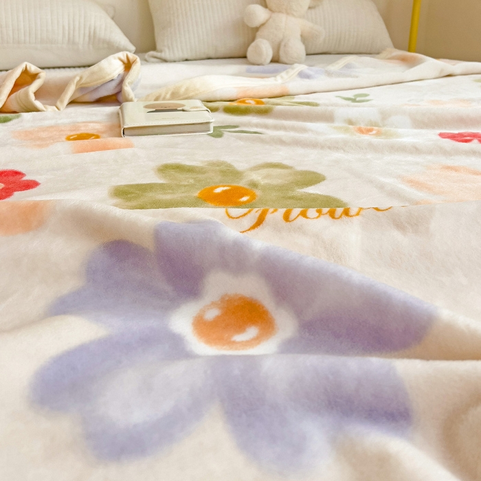 91家纺网 家纺一手货源 找家纺 启发毛毯 2025新款高克重双面牛奶绒盖毯 暖阳