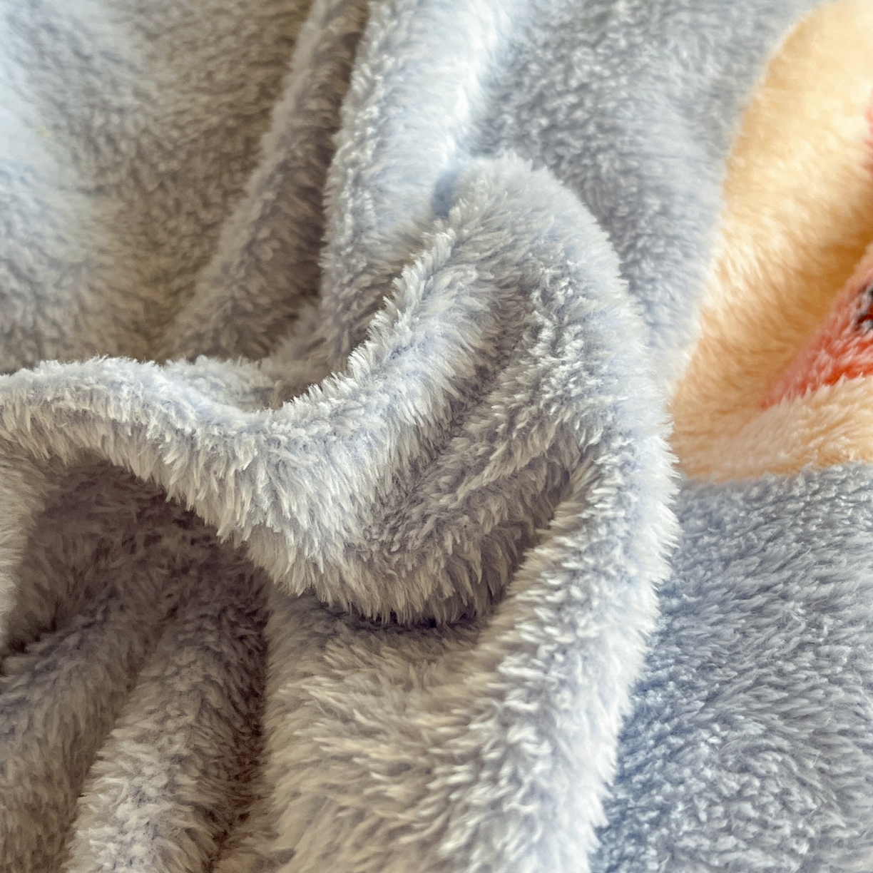 91家纺网 家纺一手货源 找家纺 川悦生活 2025新款雪花绒宿舍床笠款三件套 熊小巴