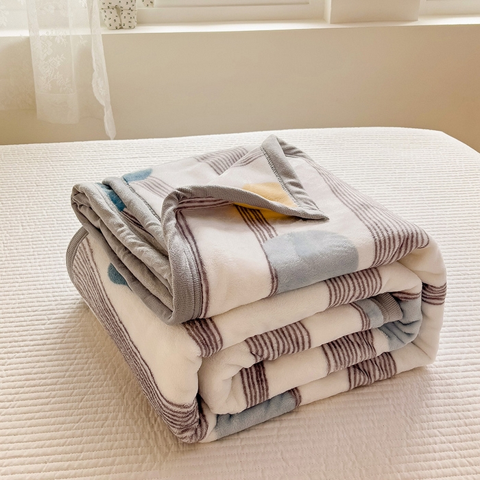 91家纺网 家纺一手货源 找家纺 启发毛毯 2025新款高克重双面牛奶绒盖毯 条块