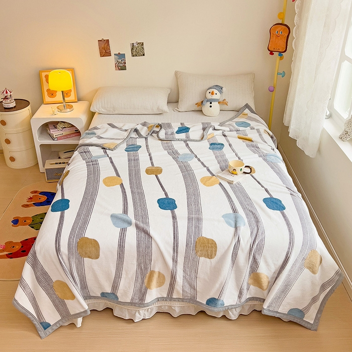 91家纺网 家纺一手货源 找家纺 启发毛毯 2025新款高克重双面牛奶绒盖毯 条块