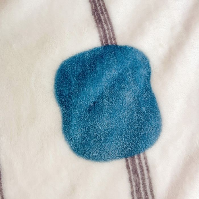 91家纺网 家纺一手货源 找家纺 启发毛毯 2025新款高克重双面牛奶绒盖毯 条块