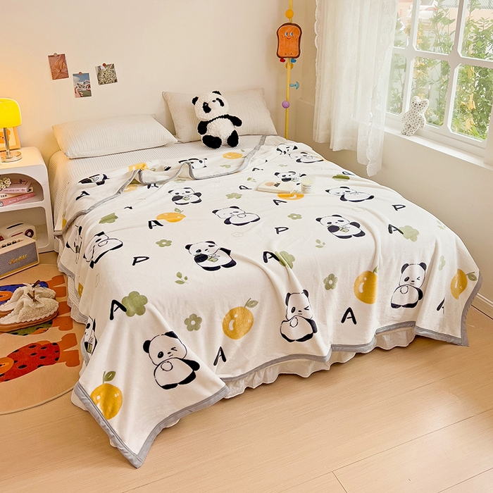 91家纺网 家纺一手货源 找家纺 启发毛毯 2025新款高克重双面牛奶绒盖毯 小熊猫