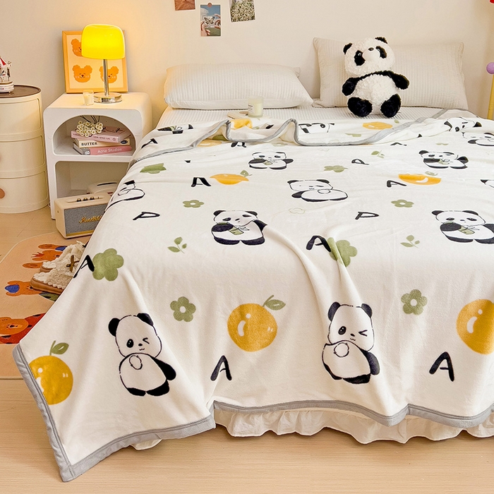 91家纺网 家纺一手货源 找家纺 启发毛毯 2025新款高克重双面牛奶绒盖毯 小熊猫