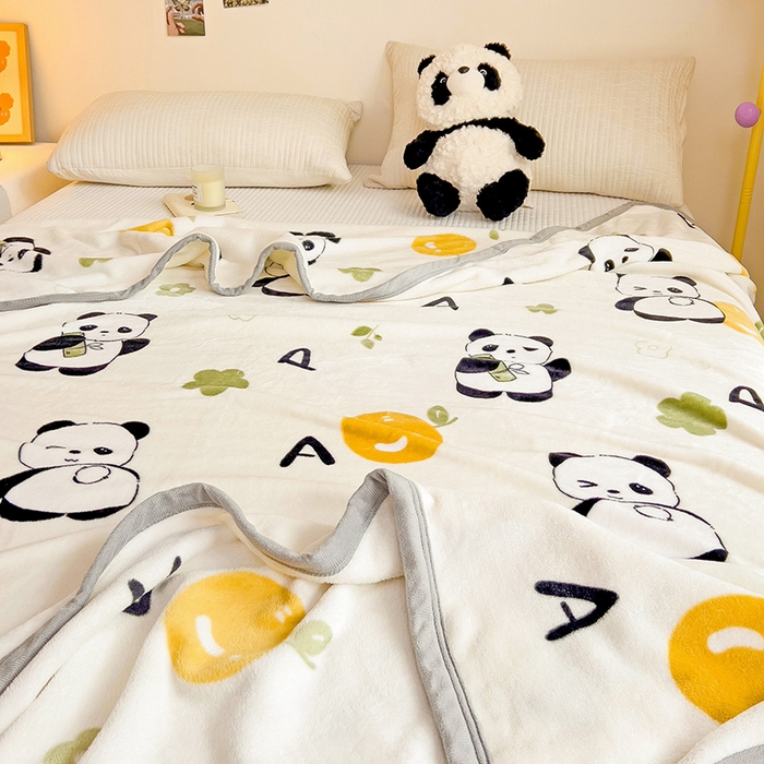 91家纺网 家纺一手货源 找家纺 启发毛毯 2025新款高克重双面牛奶绒盖毯 小熊猫