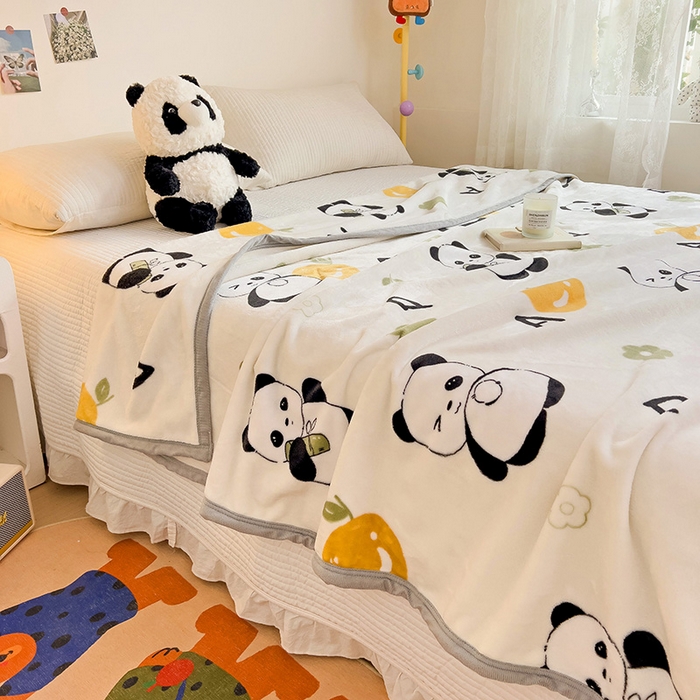 91家纺网 家纺一手货源 找家纺 启发毛毯 2025新款高克重双面牛奶绒盖毯 小熊猫