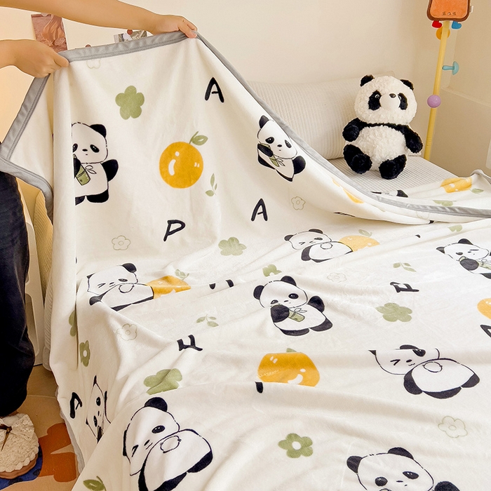 91家纺网 家纺一手货源 找家纺 启发毛毯 2025新款高克重双面牛奶绒盖毯 小熊猫