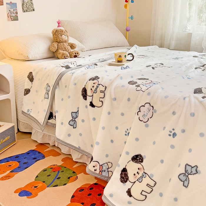 91家纺网 家纺一手货源 找家纺 启发毛毯 2025新款高克重双面牛奶绒盖毯 圆点狗