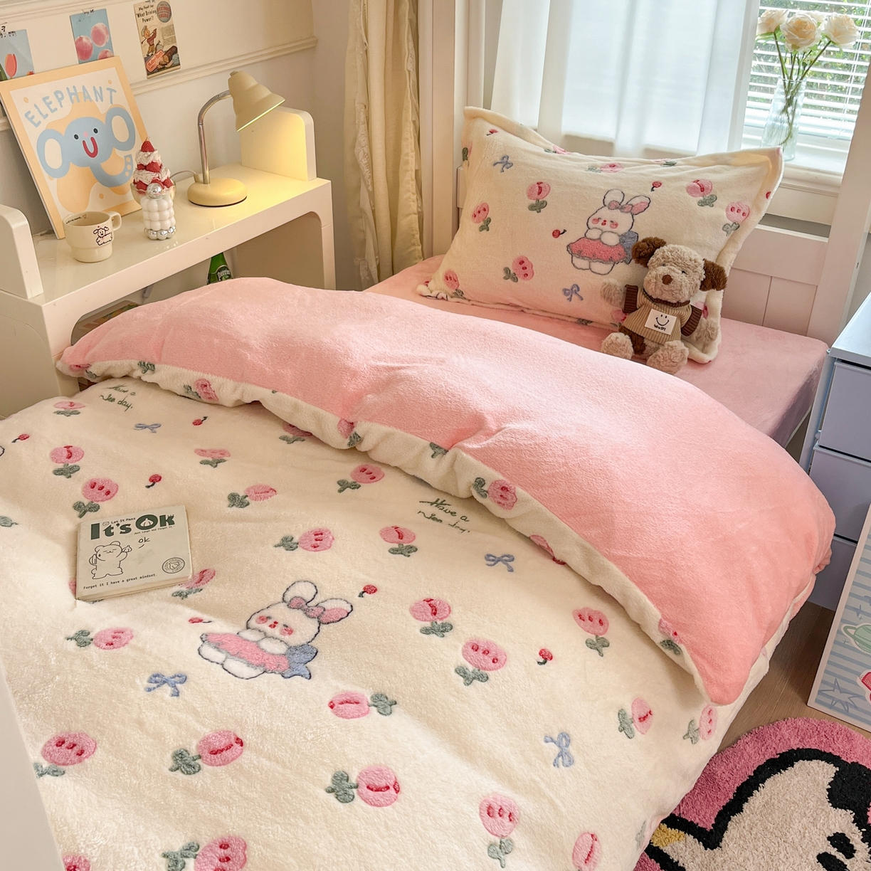 91家纺网 家纺一手货源 找家纺 川悦生活 2025新款雪花绒宿舍床笠款三件套 郁金奶兔