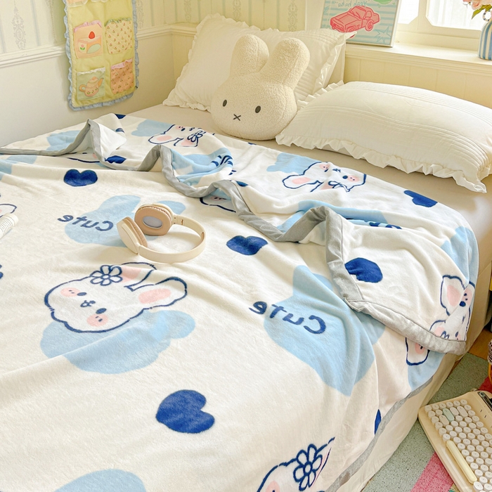 91家纺网 家纺一手货源 找家纺 启发毛毯 2025新款高克重双面牛奶绒盖毯 海盐兔兔