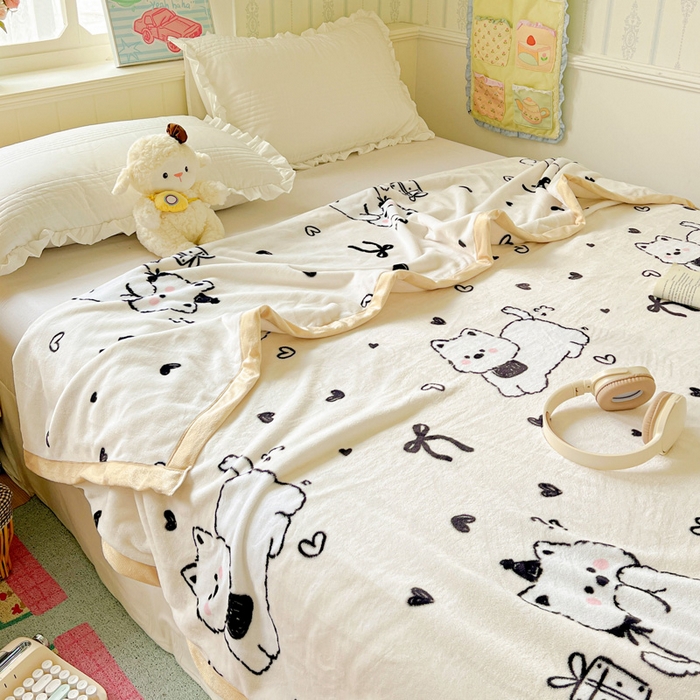 91家纺网 家纺一手货源 找家纺 启发毛毯 2025新款高克重双面牛奶绒盖毯 假日狗狗