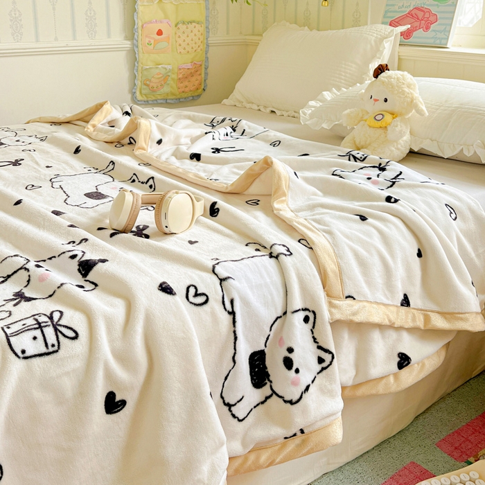 91家纺网 家纺一手货源 找家纺 启发毛毯 2025新款高克重双面牛奶绒盖毯 假日狗狗