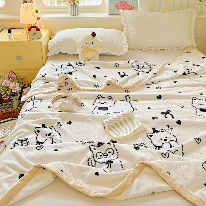 91家纺网 家纺一手货源 找家纺 启发毛毯 2025新款高克重双面牛奶绒盖毯 假日狗狗