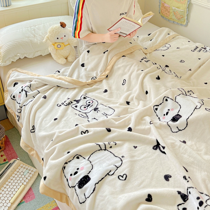 91家纺网 家纺一手货源 找家纺 启发毛毯 2025新款高克重双面牛奶绒盖毯 假日狗狗