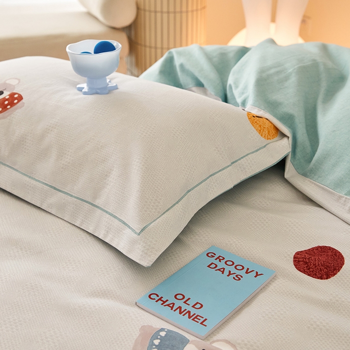 91家纺网 家纺一手货源 找家纺 梧桐树 2025新款100%全棉纯棉磨毛四件套-小清新系列 K07树袋熊