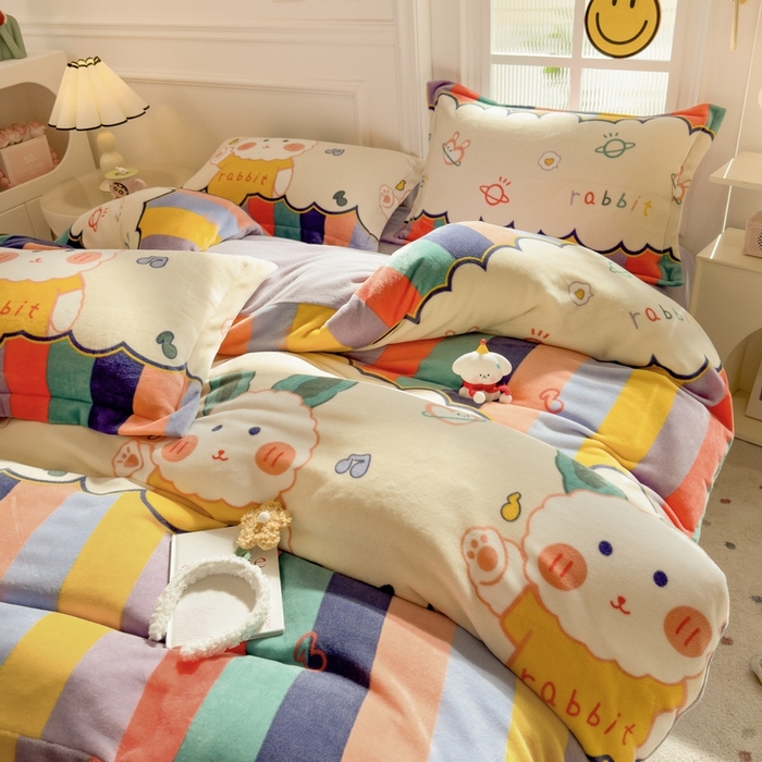 91家纺网 家纺一手货源 找家纺 （总）丝羽坊 2025新款200克加厚小清新牛奶绒床单款 床笠款四件套 被套