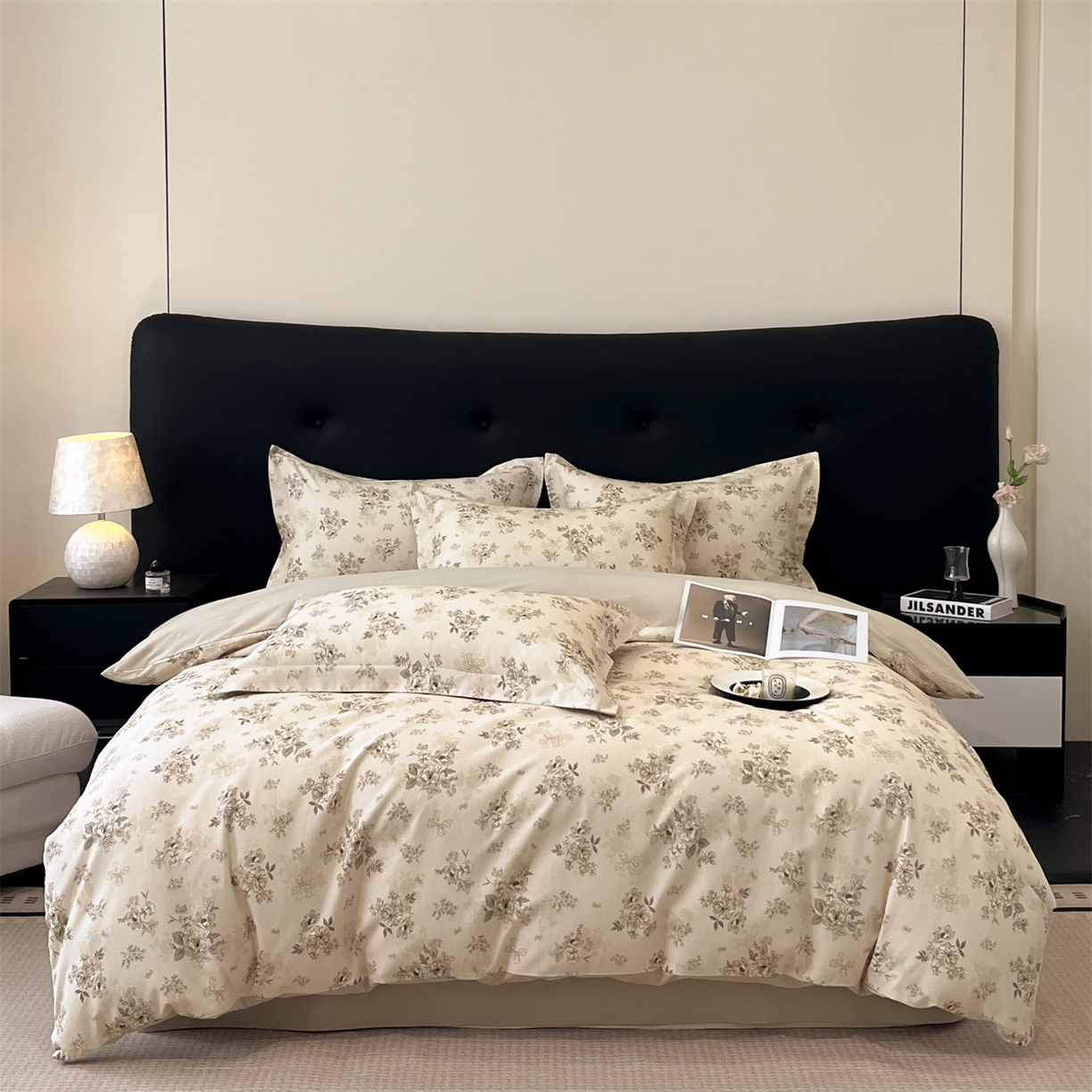 91家纺网 家纺一手货源 找家纺 笙意家纺 2025新款A类全棉纯棉磨毛刺绣印花四件套 白苔