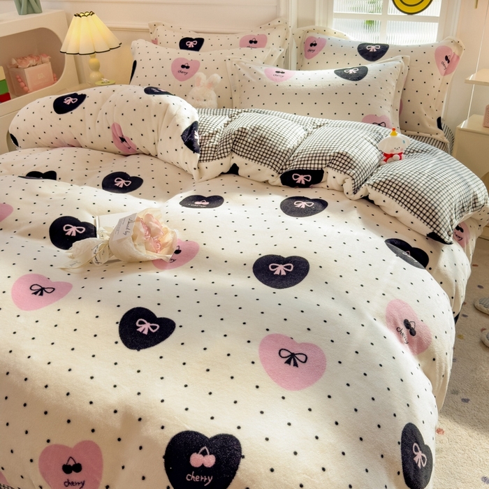 91家纺网 家纺一手货源 找家纺 （总）丝羽坊 2025新款200克加厚小清新牛奶绒床单款 床笠款四件套 被套