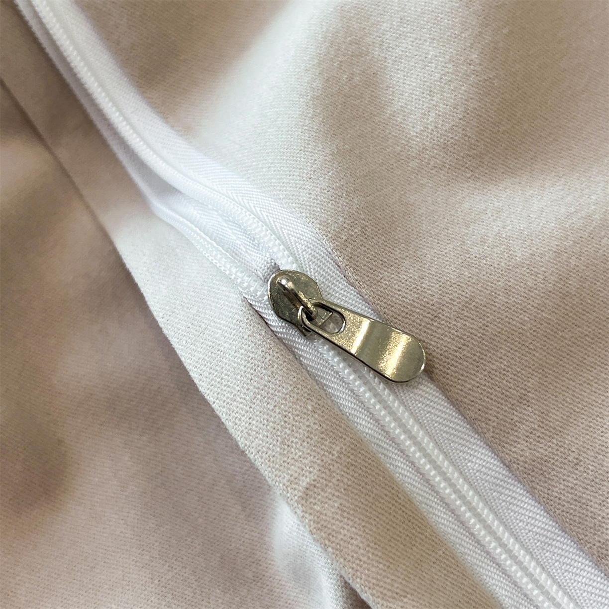 91家纺网 家纺一手货源 找家纺 笙意家纺 2025新款A类全棉纯棉磨毛刺绣印花四件套 湖光