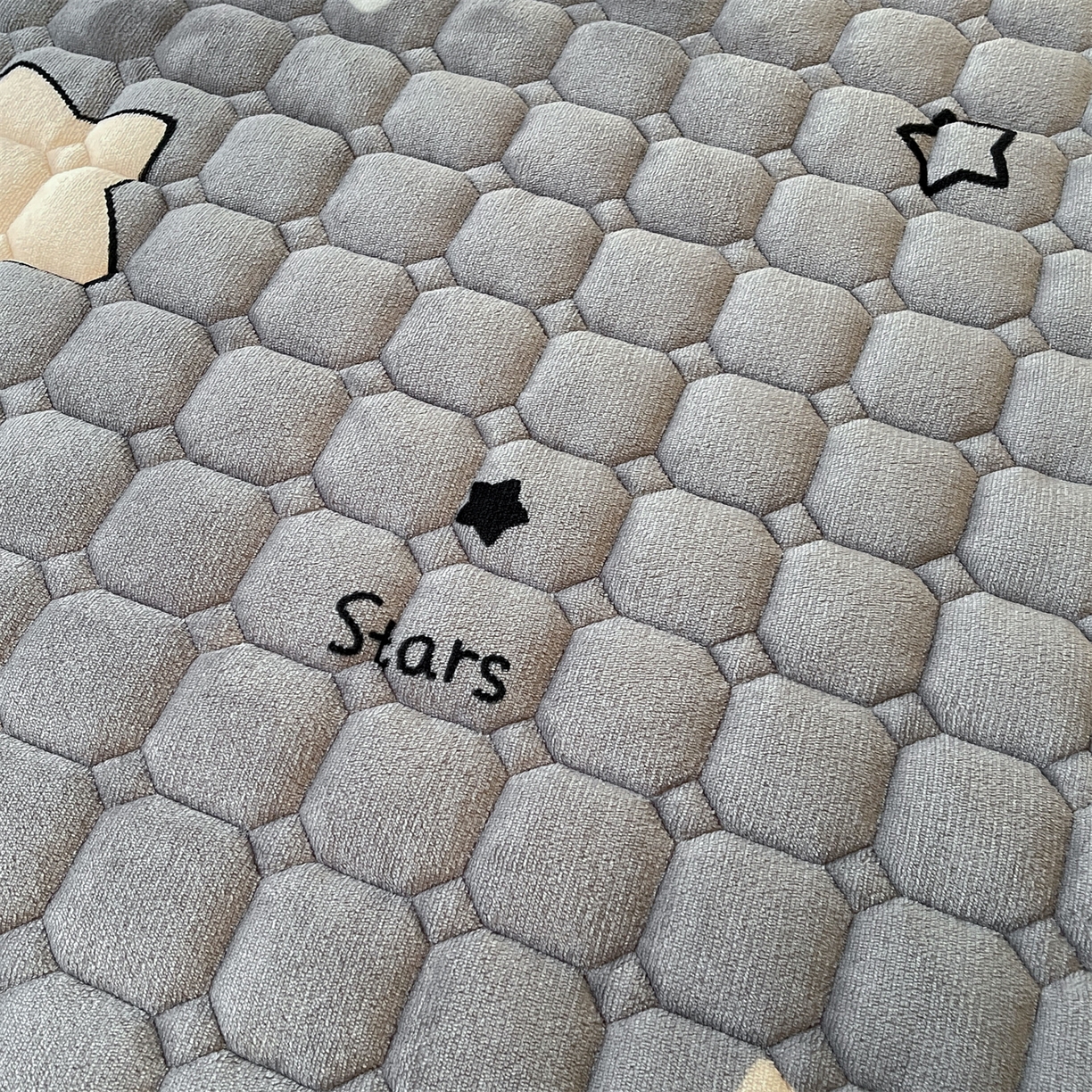 91家纺网 家纺一手货源 找家纺 雯豆家纺 2025新款加厚床垫床褥子牛奶绒床褥床护垫学生宿舍垫子铺底 牛奶绒床褥-满天星