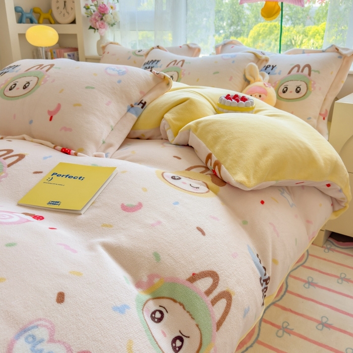 91家纺网 家纺一手货源 找家纺 （总）丝羽坊 2025新款200克加厚小清新牛奶绒床单款 床笠款四件套 被套