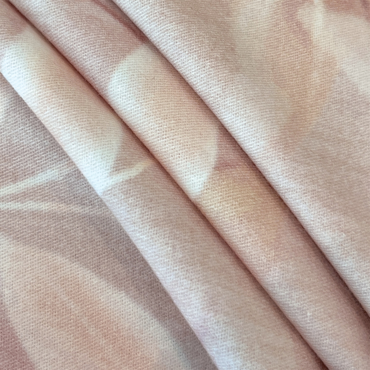 91家纺网 家纺一手货源 找家纺 笙意家纺 2025新款A类全棉纯棉磨毛刺绣印花四件套 米娅