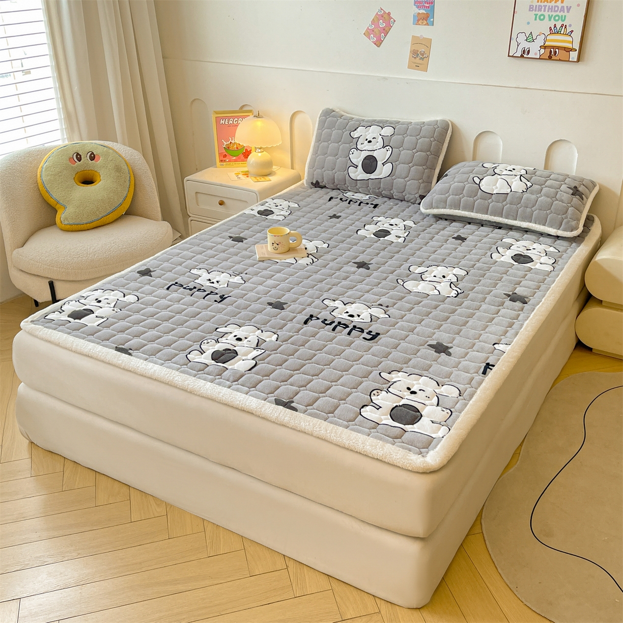 91家纺网 家纺一手货源 找家纺 雯豆家纺 2025新款加厚床垫床褥子牛奶绒床褥床护垫学生宿舍垫子铺底 牛奶绒床褥-皮皮狗