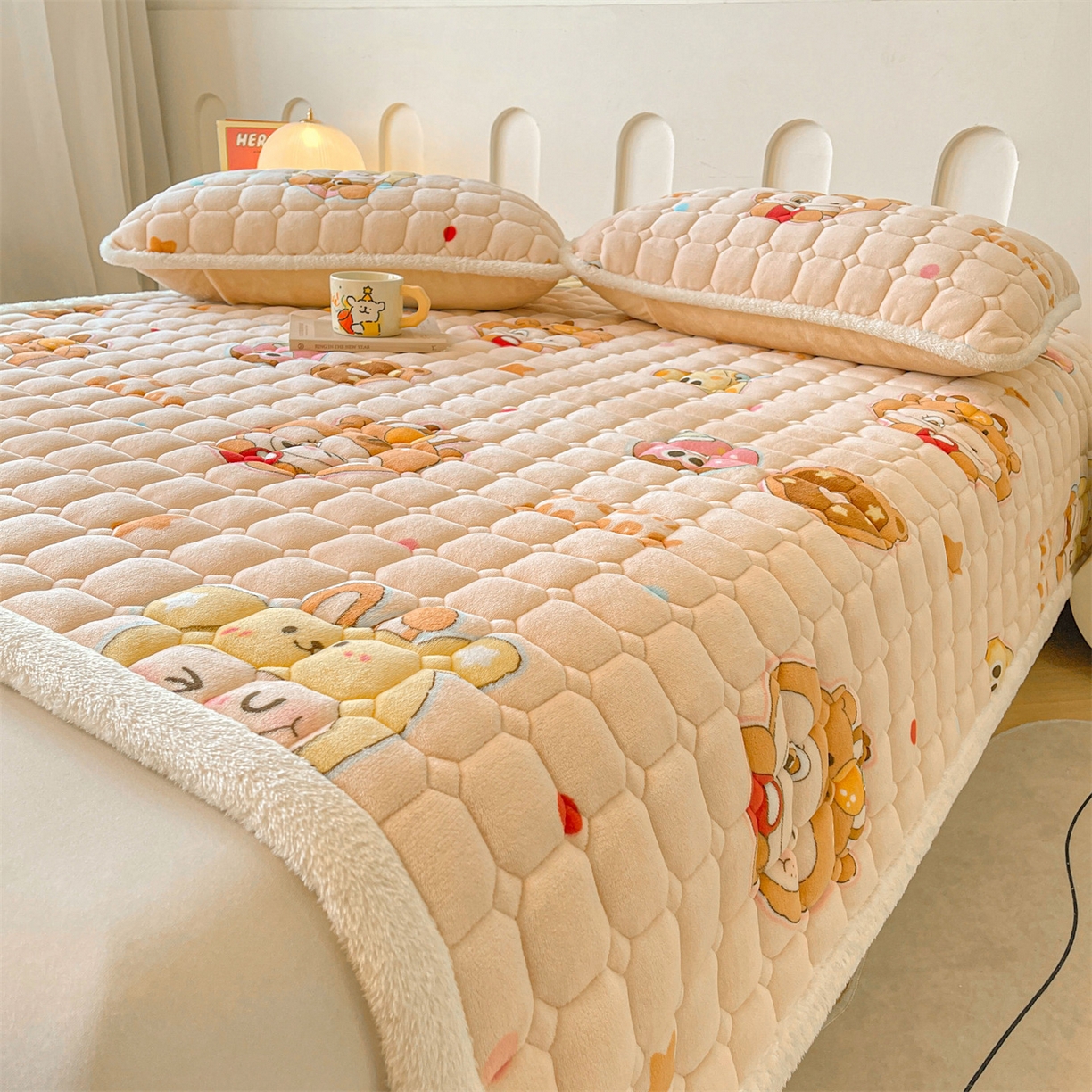 91家纺网 家纺一手货源 找家纺 雯豆家纺 2025新款加厚床垫床褥子牛奶绒床褥床护垫学生宿舍垫子铺底 牛奶绒床褥-甜心布布