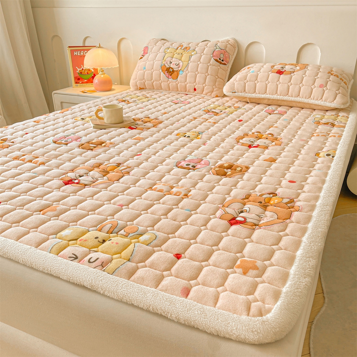 91家纺网 家纺一手货源 找家纺 雯豆家纺 2025新款加厚床垫床褥子牛奶绒床褥床护垫学生宿舍垫子铺底 牛奶绒床褥-甜心布布