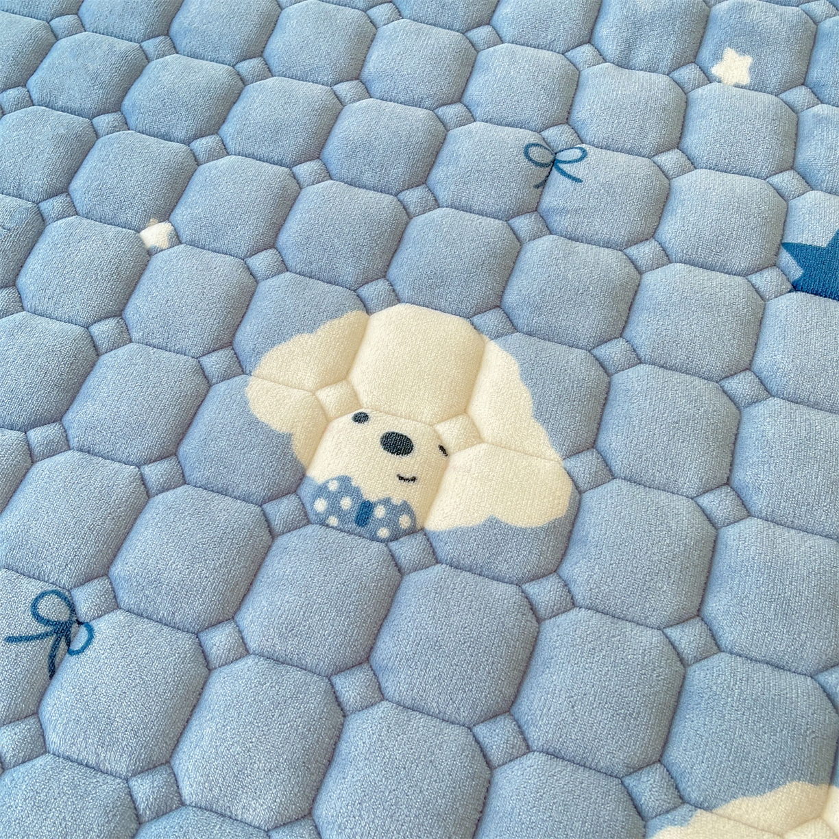 91家纺网 家纺一手货源 找家纺 雯豆家纺 2025新款加厚床垫床褥子牛奶绒床褥床护垫学生宿舍垫子铺底 牛奶绒床褥-星空小狗