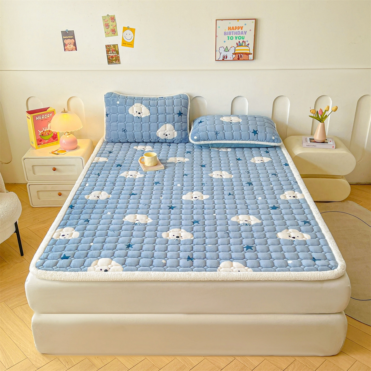 91家纺网 家纺一手货源 找家纺 雯豆家纺 2025新款加厚床垫床褥子牛奶绒床褥床护垫学生宿舍垫子铺底 牛奶绒床褥-星空小狗