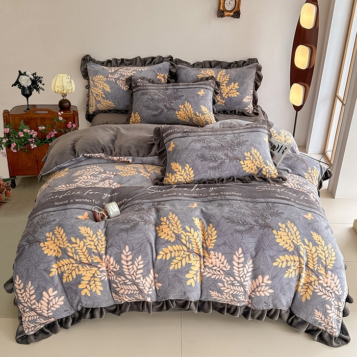 91家纺网 家纺一手货源 找家纺 总亿品2025新款直播爆款韩版赫本风高克重牛奶绒四件套床裙款 8.5斤（有买家秀加v）