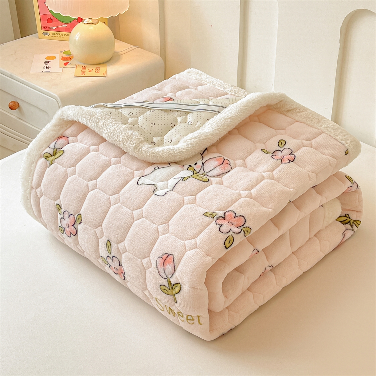 91家纺网 家纺一手货源 找家纺 雯豆家纺 2025新款加厚床垫床褥子牛奶绒床褥床护垫学生宿舍垫子铺底 牛奶绒床褥-月季小兔