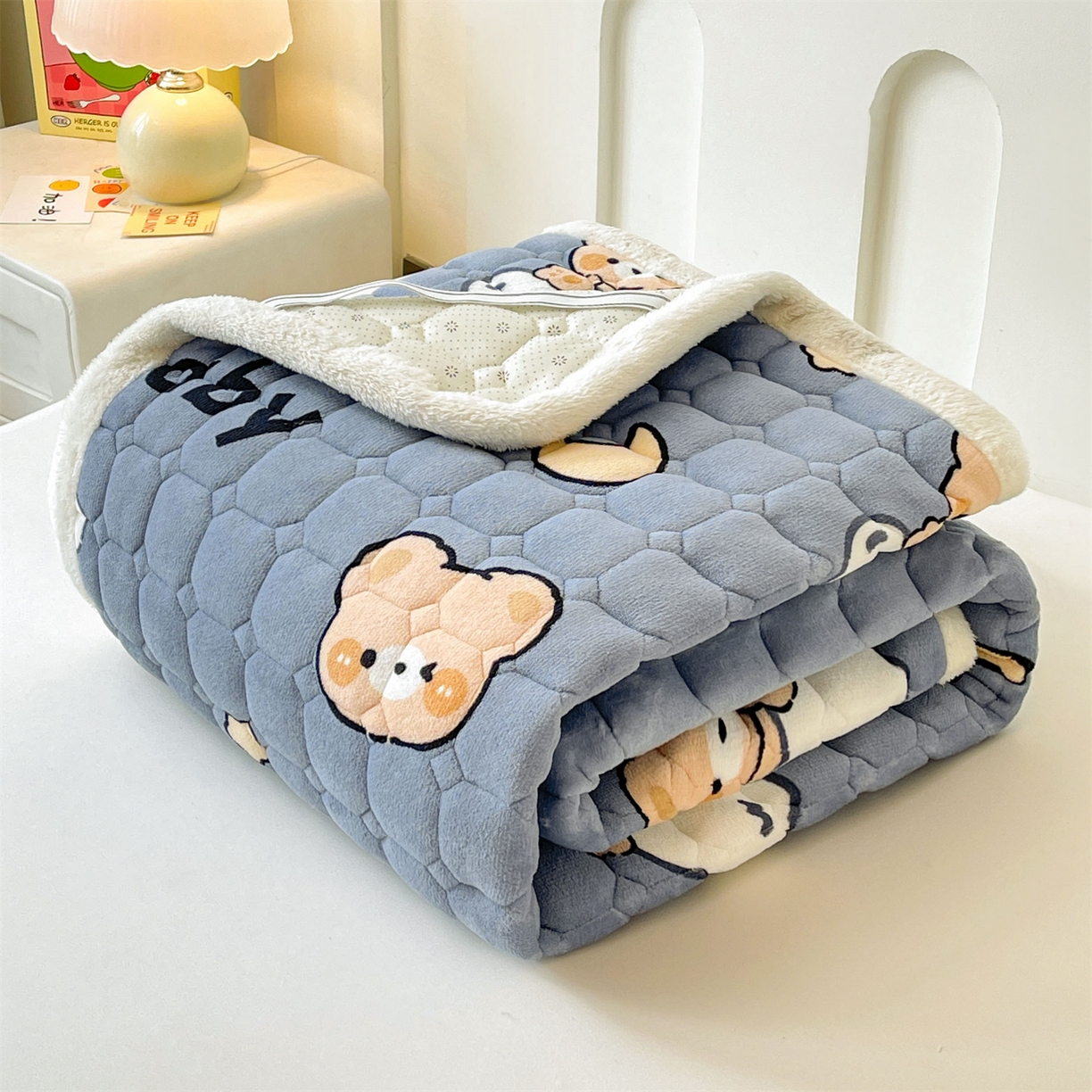 91家纺网 家纺一手货源 找家纺 雯豆家纺 2025新款加厚床垫床褥子牛奶绒床褥床护垫学生宿舍垫子铺底 牛奶绒床褥-云朵熊