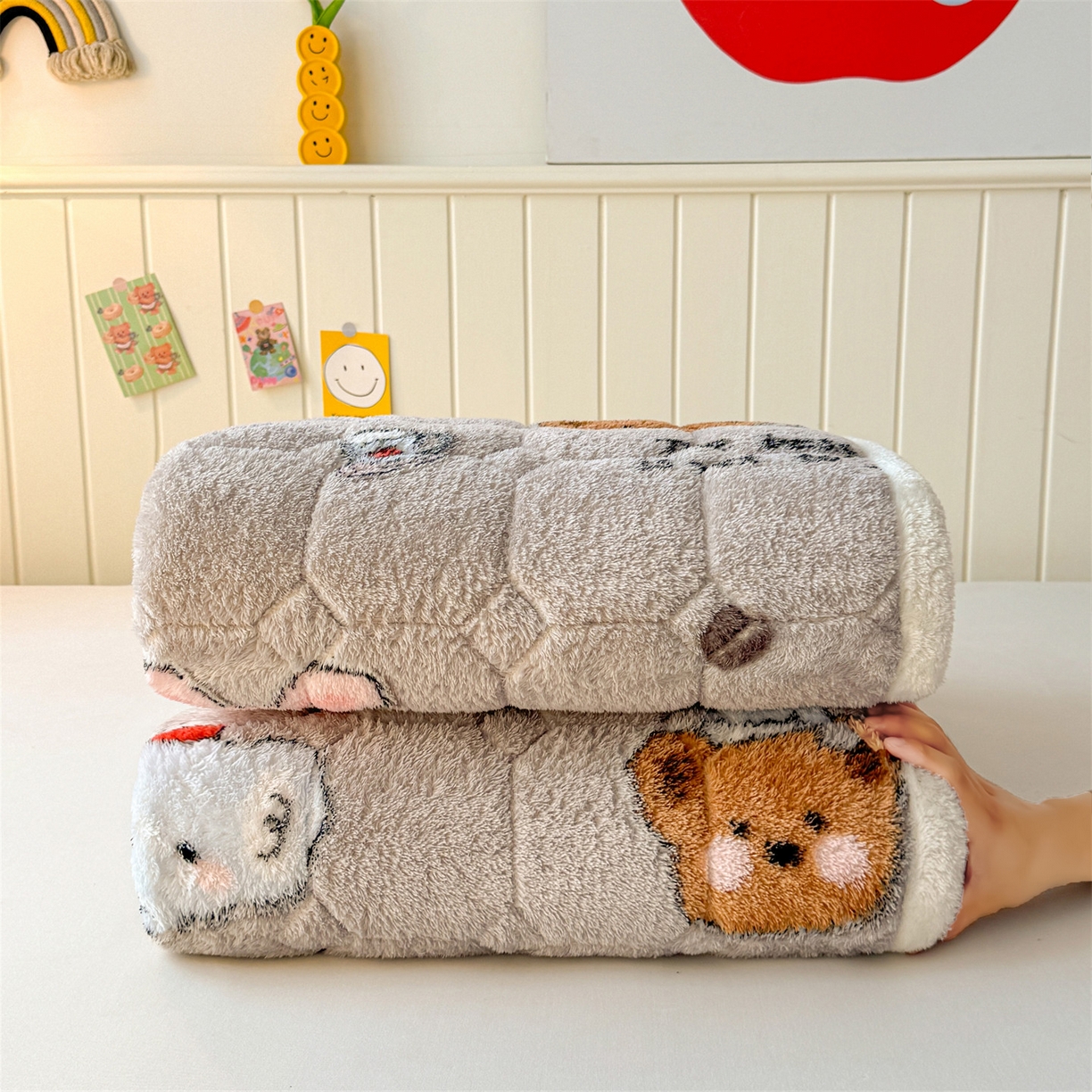 91家纺网 家纺一手货源 找家纺 （总）雯豆家纺 2025新款泰迪绒夹棉床褥子学生宿舍床垫床护垫子加厚卡通保护垫