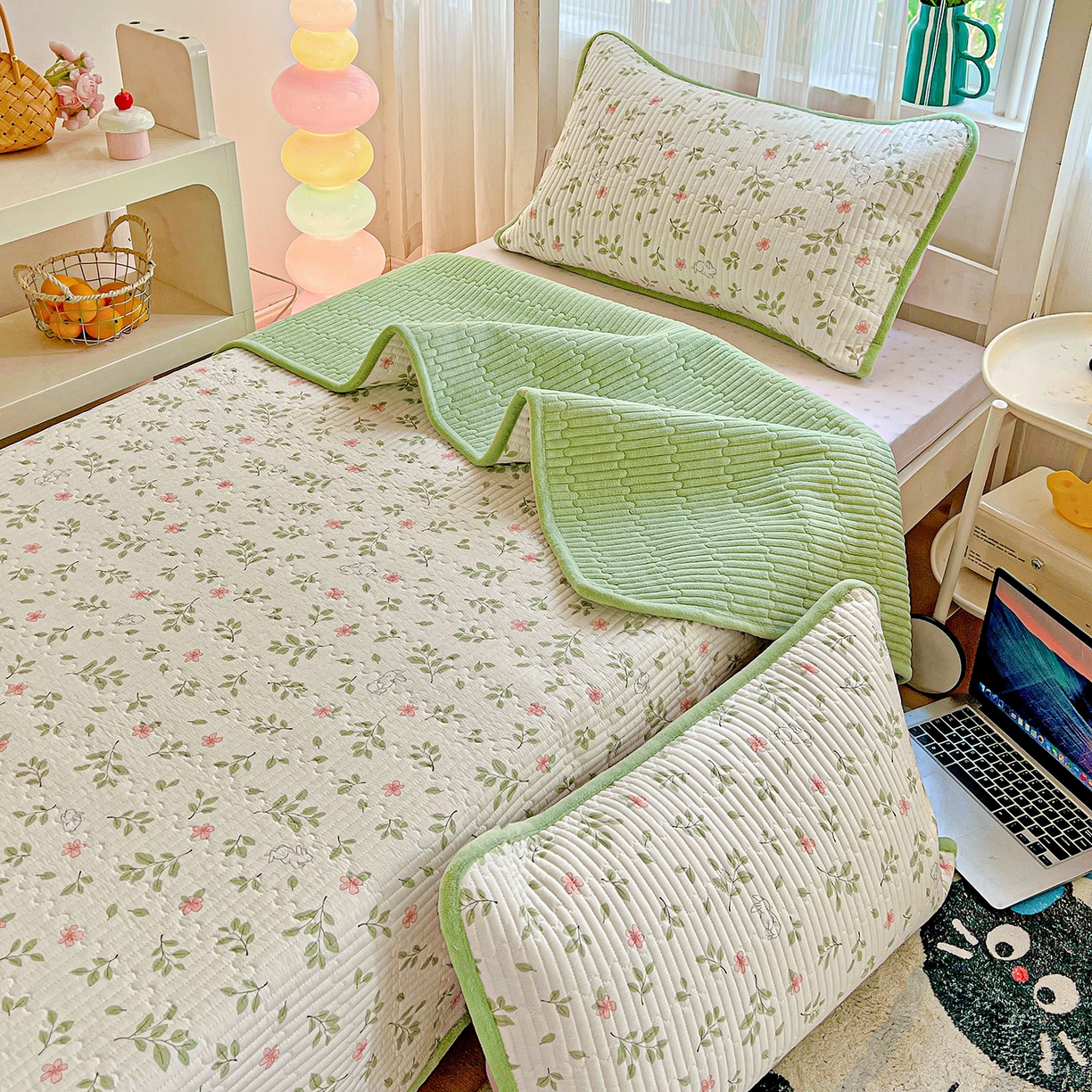 91家纺网 家纺一手货源 找家纺 恒尚居 2025新款学生床盖纯棉牛奶绒 正反两用夹棉床单床垫-秋冬款 四季通用-系列二 清新雅韵【A纯棉-B宝宝绒】