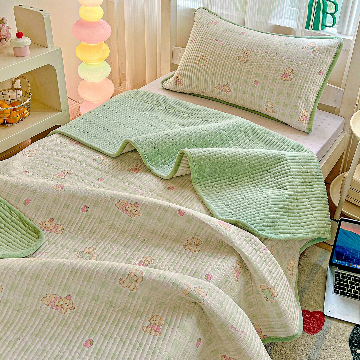 91家纺网 家纺一手货源 找家纺 恒尚居 2025新款学生床盖纯棉牛奶绒 正反两用夹棉床单床垫-秋冬款 四季通用-系列二 甜心旺旺【A纯棉-B宝宝绒】