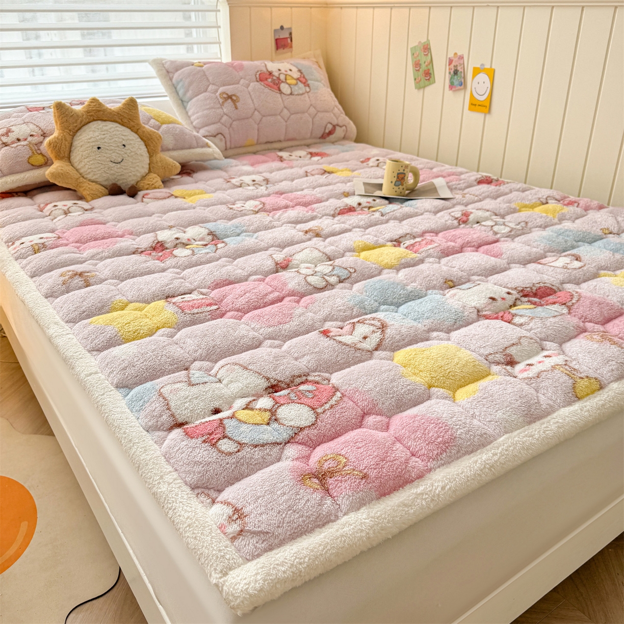 91家纺网 家纺一手货源 找家纺 雯豆家纺 2025新款泰迪绒夹棉床褥子学生宿舍床垫床护垫子加厚卡通保护垫 泰迪绒床褥-粉色KT