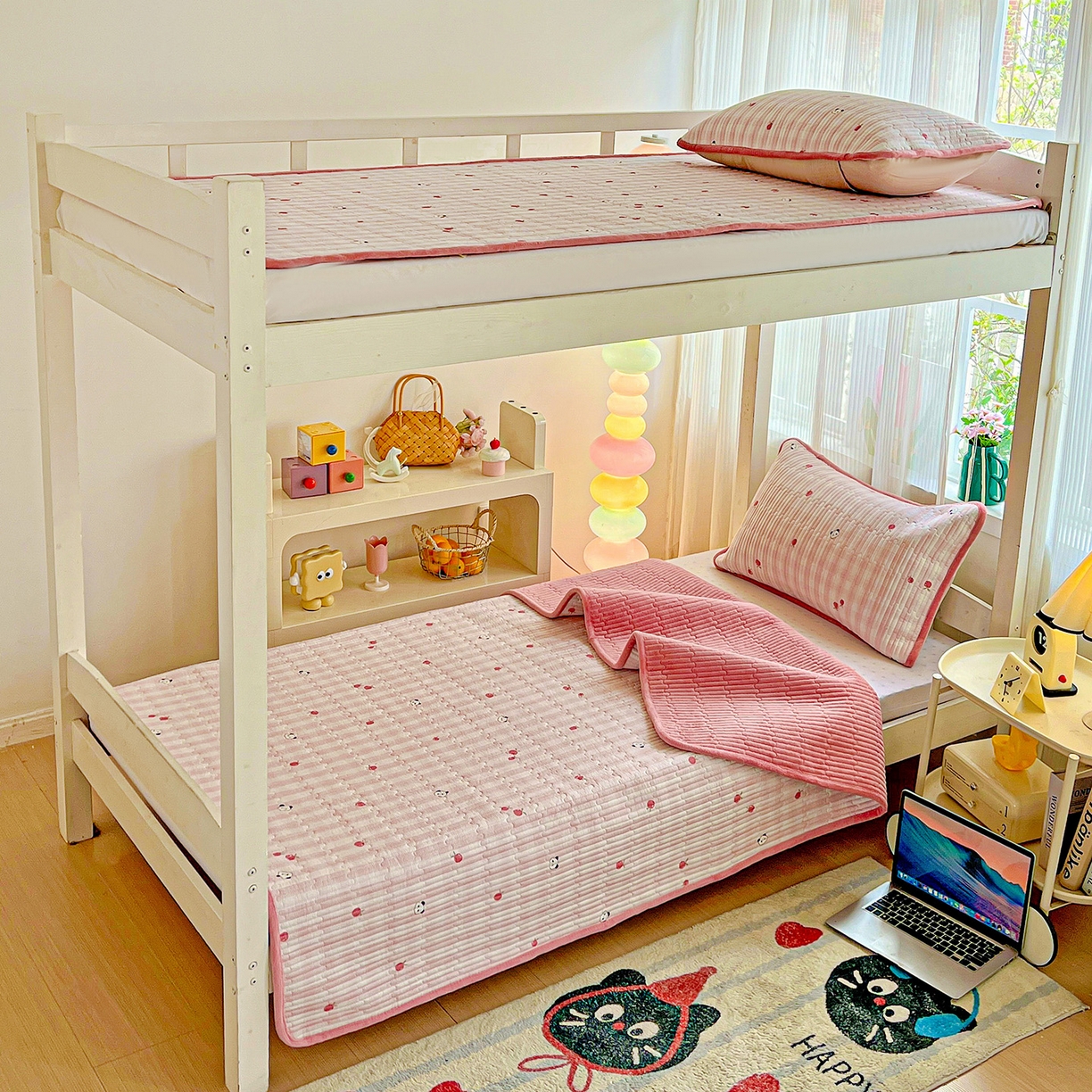 91家纺网 家纺一手货源 找家纺 恒尚居 2025新款学生床盖纯棉牛奶绒 正反两用夹棉床单床垫-秋冬款 四季通用-系列二 小欢喜-粉【A纯棉-B宝宝绒】