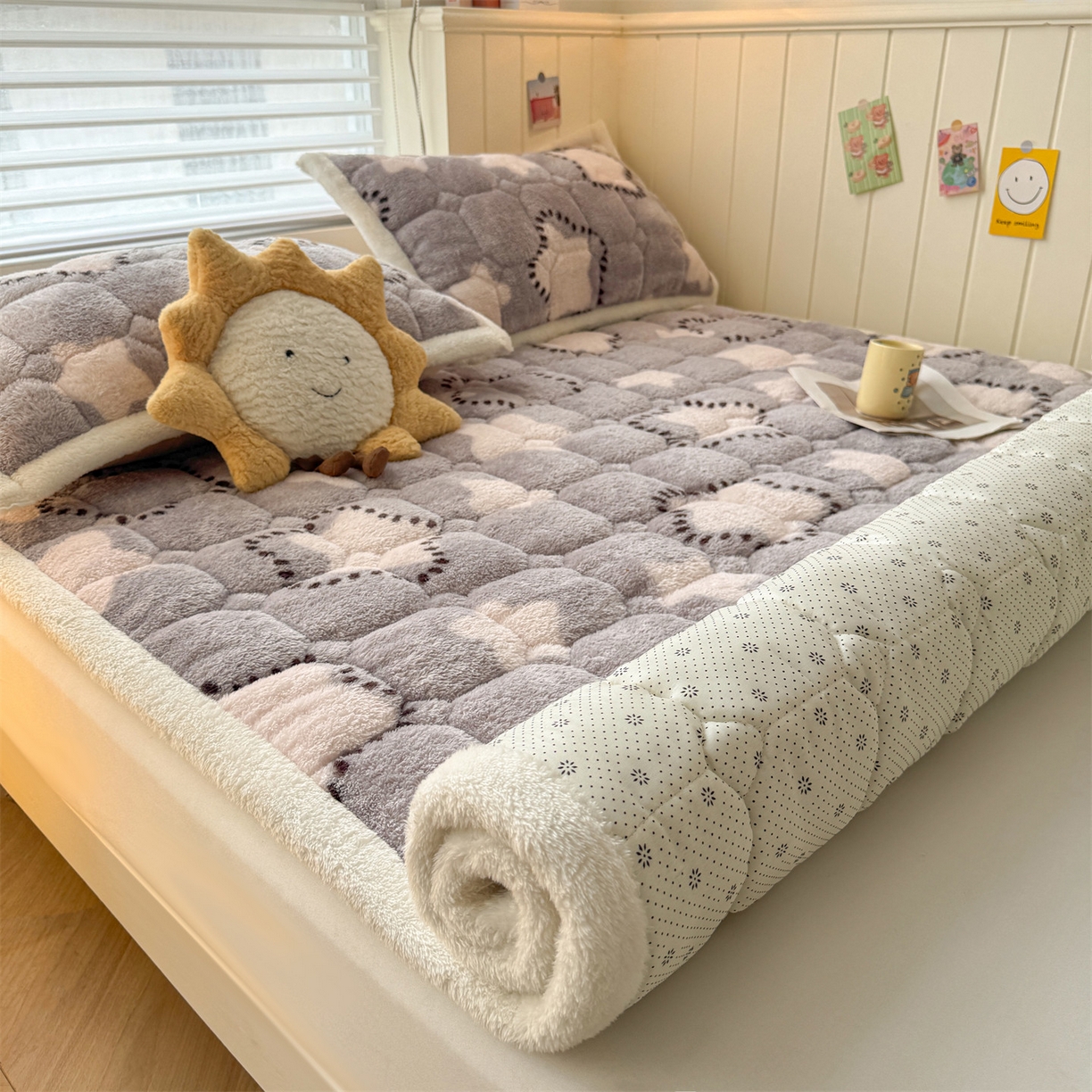 91家纺网 家纺一手货源 找家纺 雯豆家纺 2025新款泰迪绒夹棉床褥子学生宿舍床垫床护垫子加厚卡通保护垫 泰迪绒床褥-浩瀚星辰