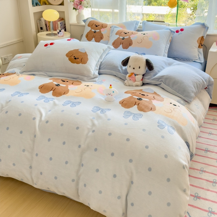 91家纺网 家纺一手货源 找家纺 丝羽坊 2025新款200克加厚小清新牛奶绒床单款 床笠款四件套 被套 宠物派对