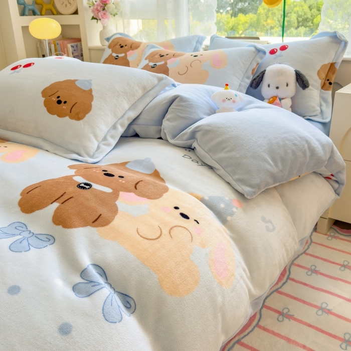 91家纺网 家纺一手货源 找家纺 丝羽坊 2025新款200克加厚小清新牛奶绒床单款 床笠款四件套 被套 宠物派对