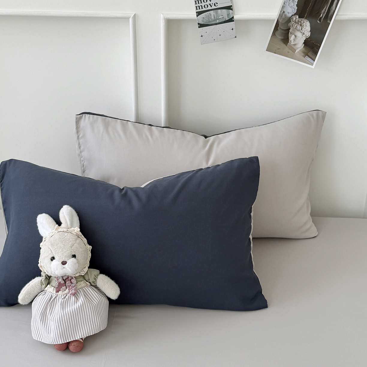 91家纺网 家纺一手货源 找家纺 纽维斯 2025新款水洗棉云朵棉纯色双拼磨毛四件套 蓝灰雾灰