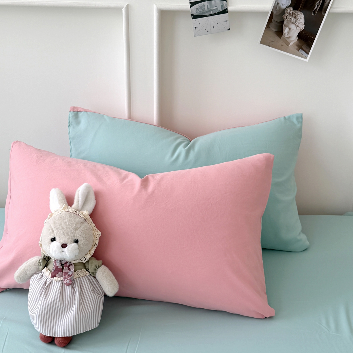 91家纺网 家纺一手货源 找家纺 纽维斯 2025新款水洗棉云朵棉纯色双拼磨毛四件套 浅豆沙水绿