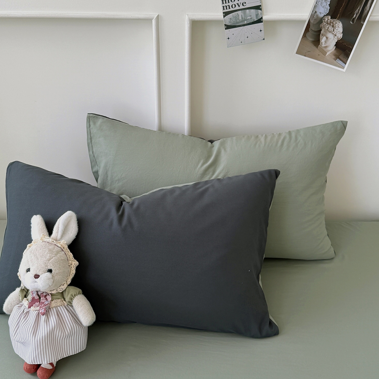 91家纺网 家纺一手货源 找家纺 纽维斯 2025新款水洗棉云朵棉纯色双拼磨毛四件套 深灰扶茶